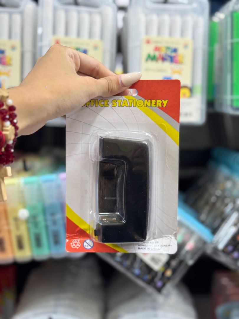 Perforadora de Papel de Oficina