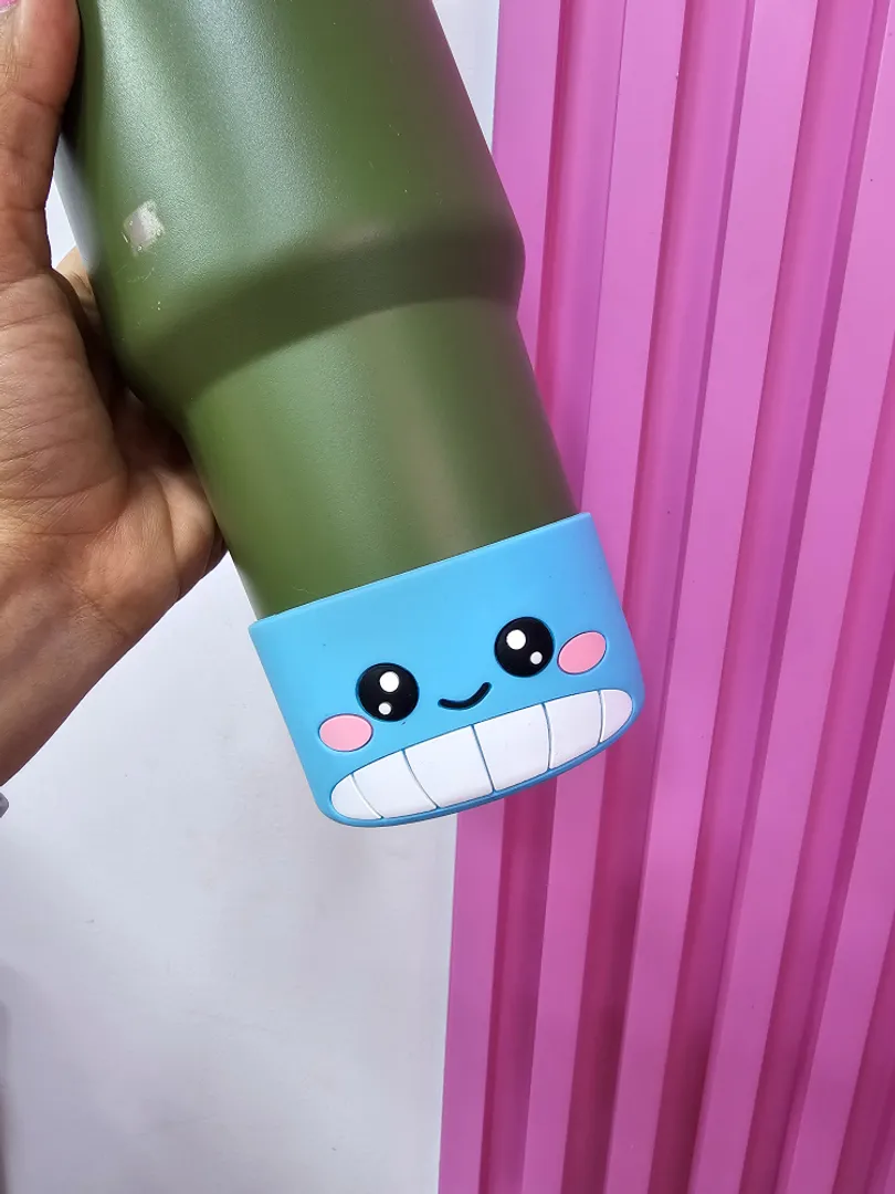 PORTAVASO CARICATURA