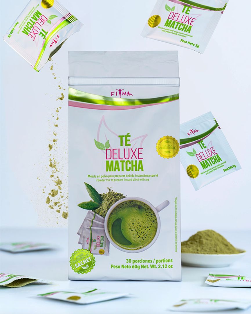 Té Deluxe Matcha Latte 
