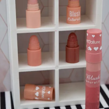 Imagen del producto Torre Rubores Barra Multipropósito x 4 Tonos – MocMallure