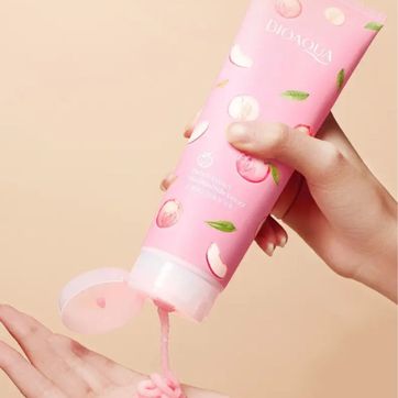 Imagen del producto 342- EXFOLIANTE PEACH COLAPSIBLE BIOAQUA 