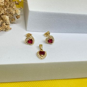Imagen del producto Conjunto corazon circonias cristal y rojo