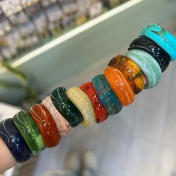 Imagen del producto Pulsera acrílica curva 