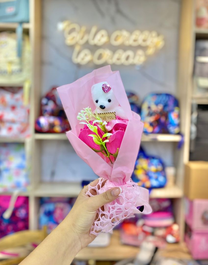 RAMO CON OSITO Y FLOR 