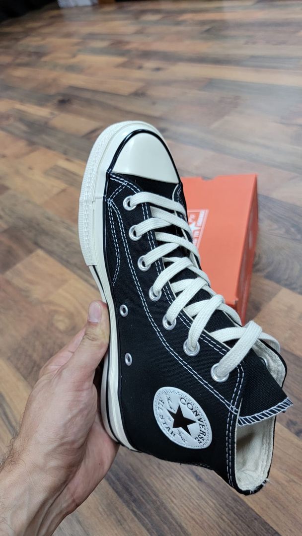 Converse lona