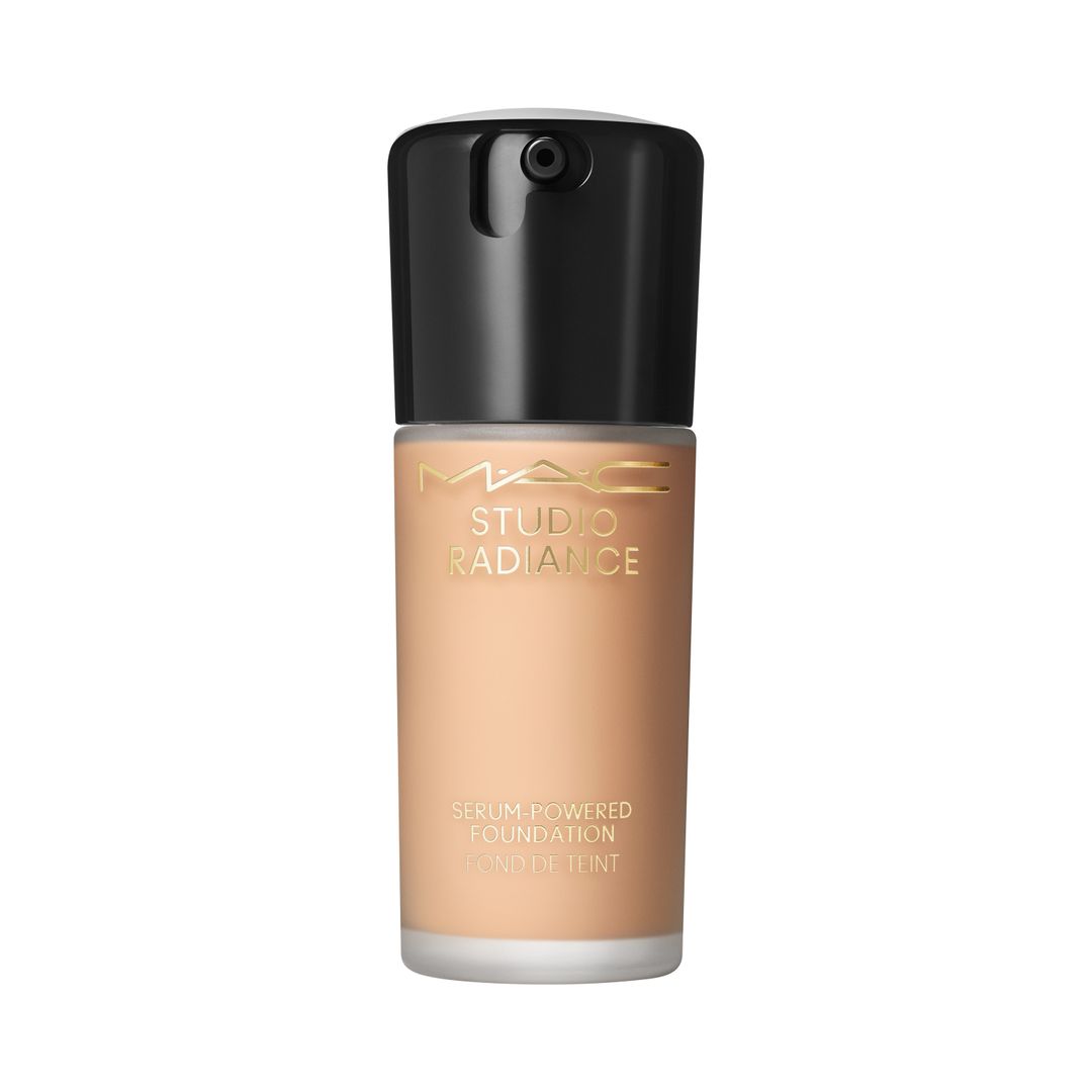 Studio Radiance Serum-Powered ™ - NW18