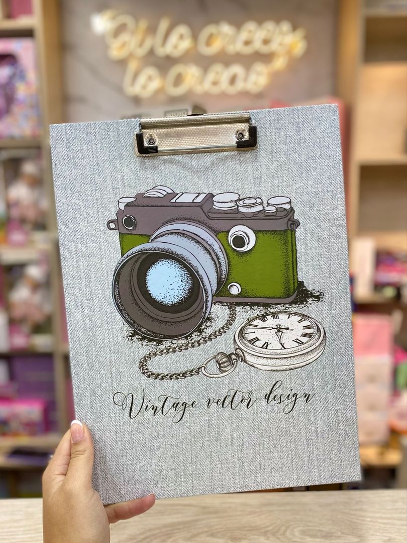 PORTAPAPEL / TABLA CON PINZA DECORADA