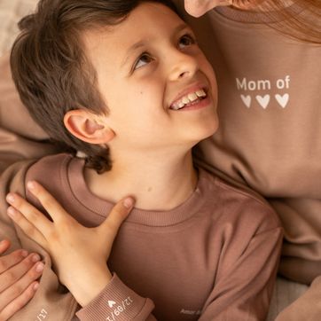 MOM CORAZONES - imagen 1