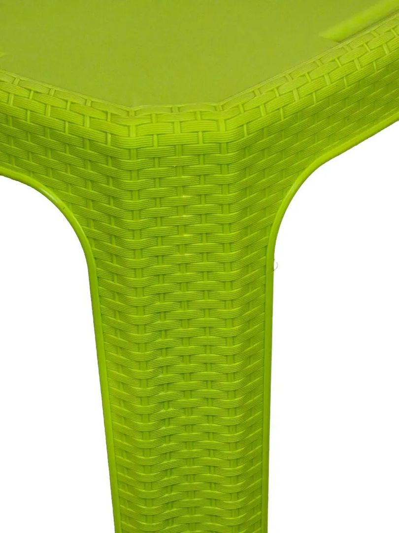  Mesa Infantil Plástica Reforzada Tipo Rattan 