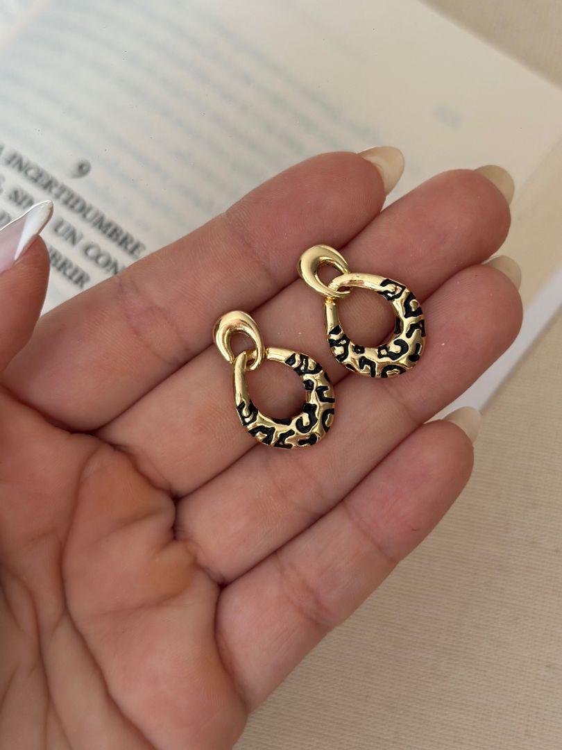 Arete animal print 