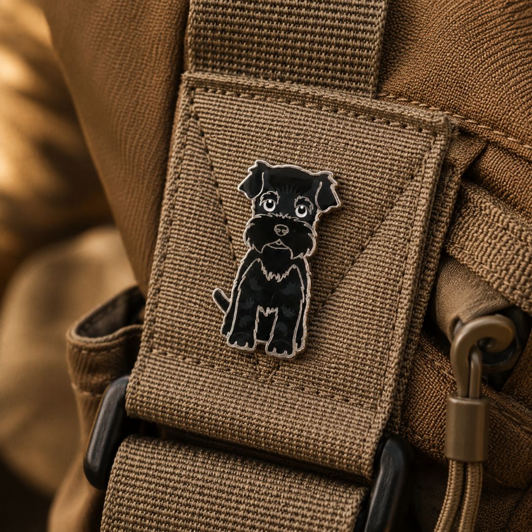 PIN SCHNAUZER NEGRO