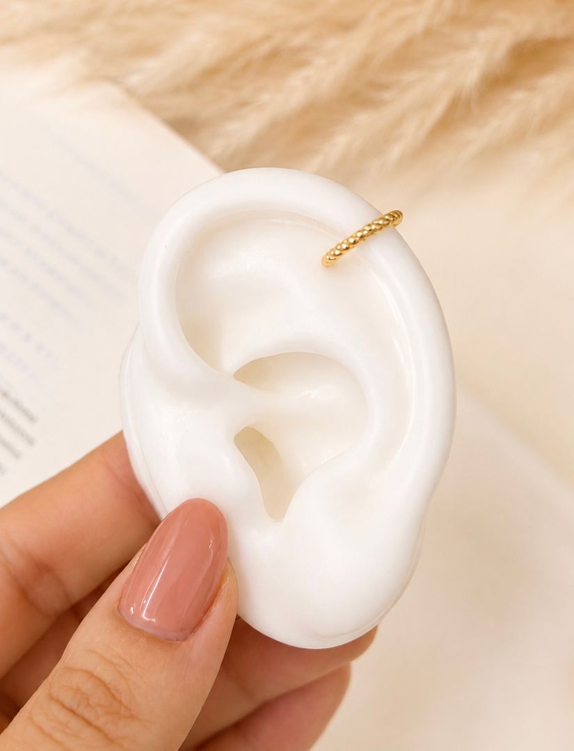 Earcuff delgado entrelazado 