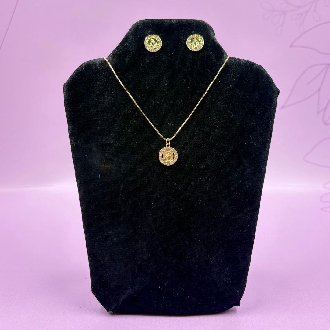 COLLAR + ARETAS VIRGEN