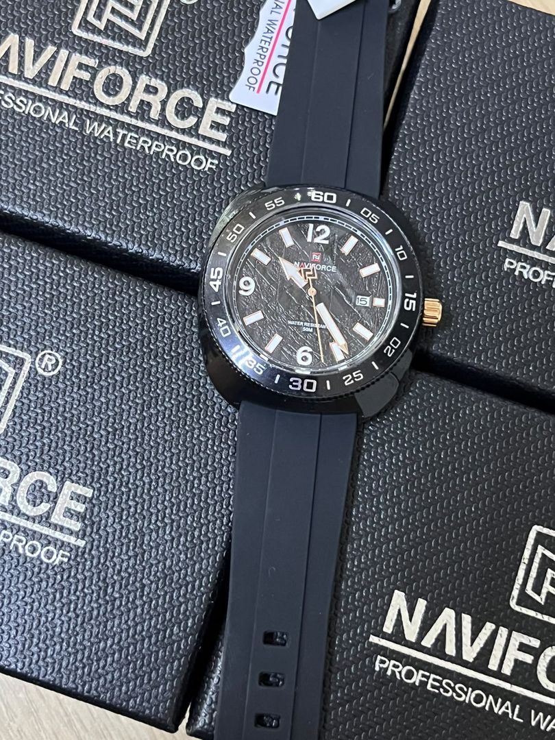 RELOJ NAVIFORCE 7132