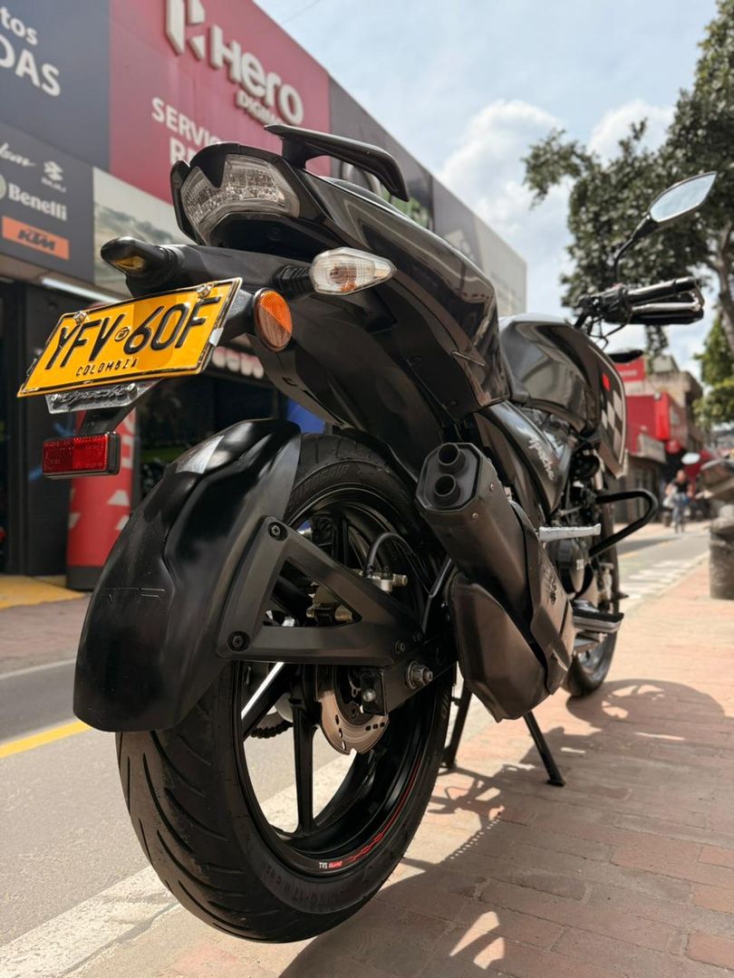 TVS APACHE RTR  160 4V 
