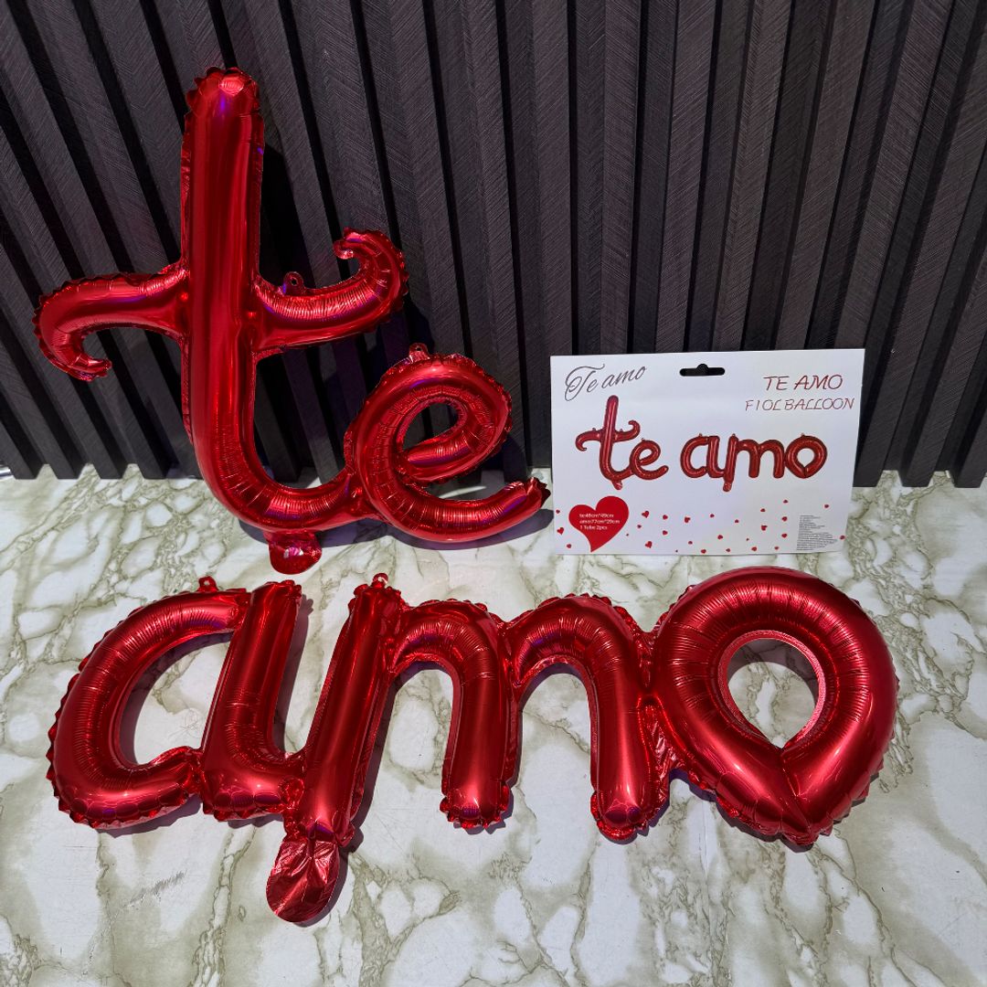 LETRERO METALIZADO CURSIVO TE AMO 