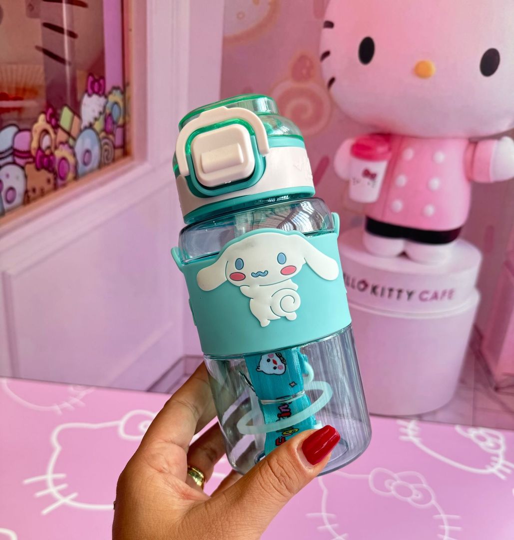Termo plástico Sanrio 600ml