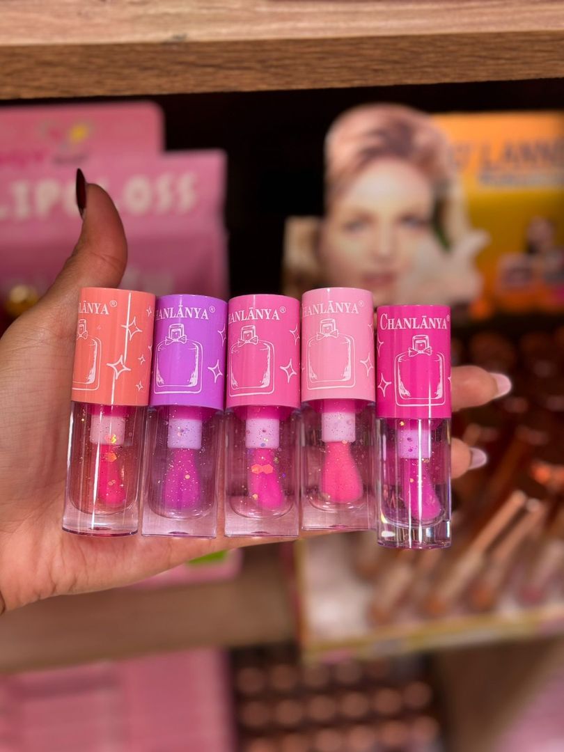 000 LIP GLOSS