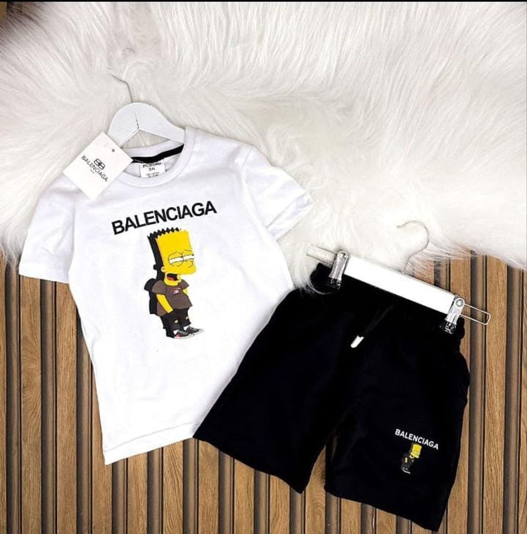 SET DE SHORT + CAMISETA NIÑO