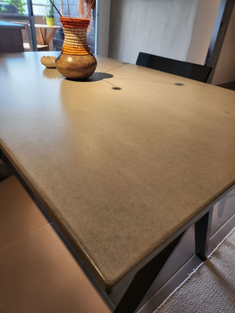 Mesa de comedor en concreto