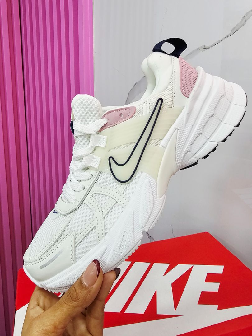 NIKE V2K RUN BLANCA|ROSA