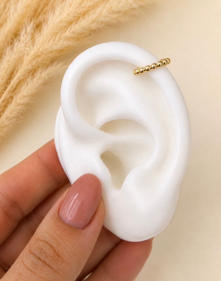 Earcuff línea balines 