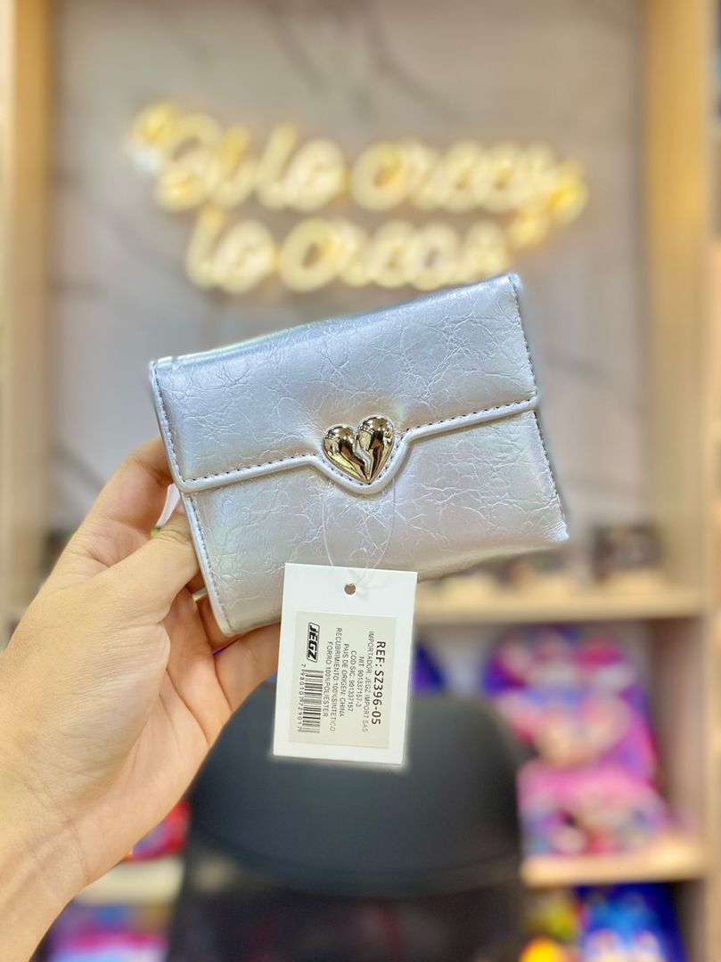 BILLETERA SINTÉTICA CORAZÓN 