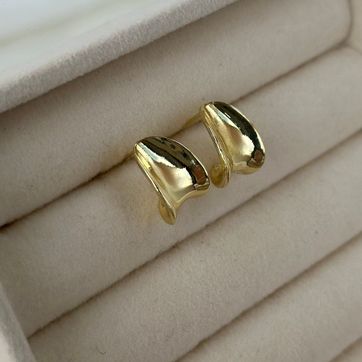 Imagen del producto Arete dorado 