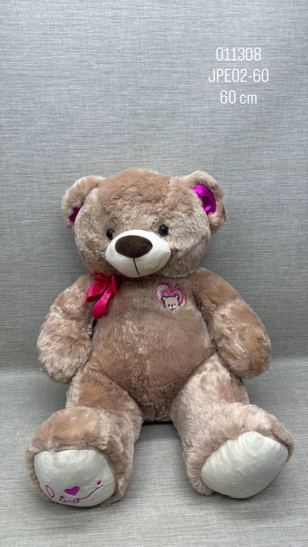 OSO CON CORAZÓN BORDADO 60 CM