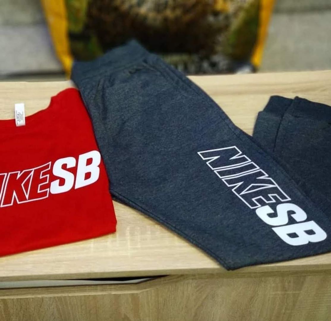 SET DE JOGGUER + CAMISETA HOMBRE O NIÑO