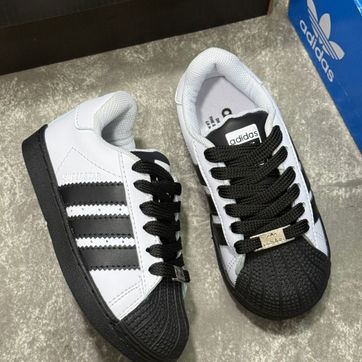 Imagen del producto SUPERSTAR OREO 