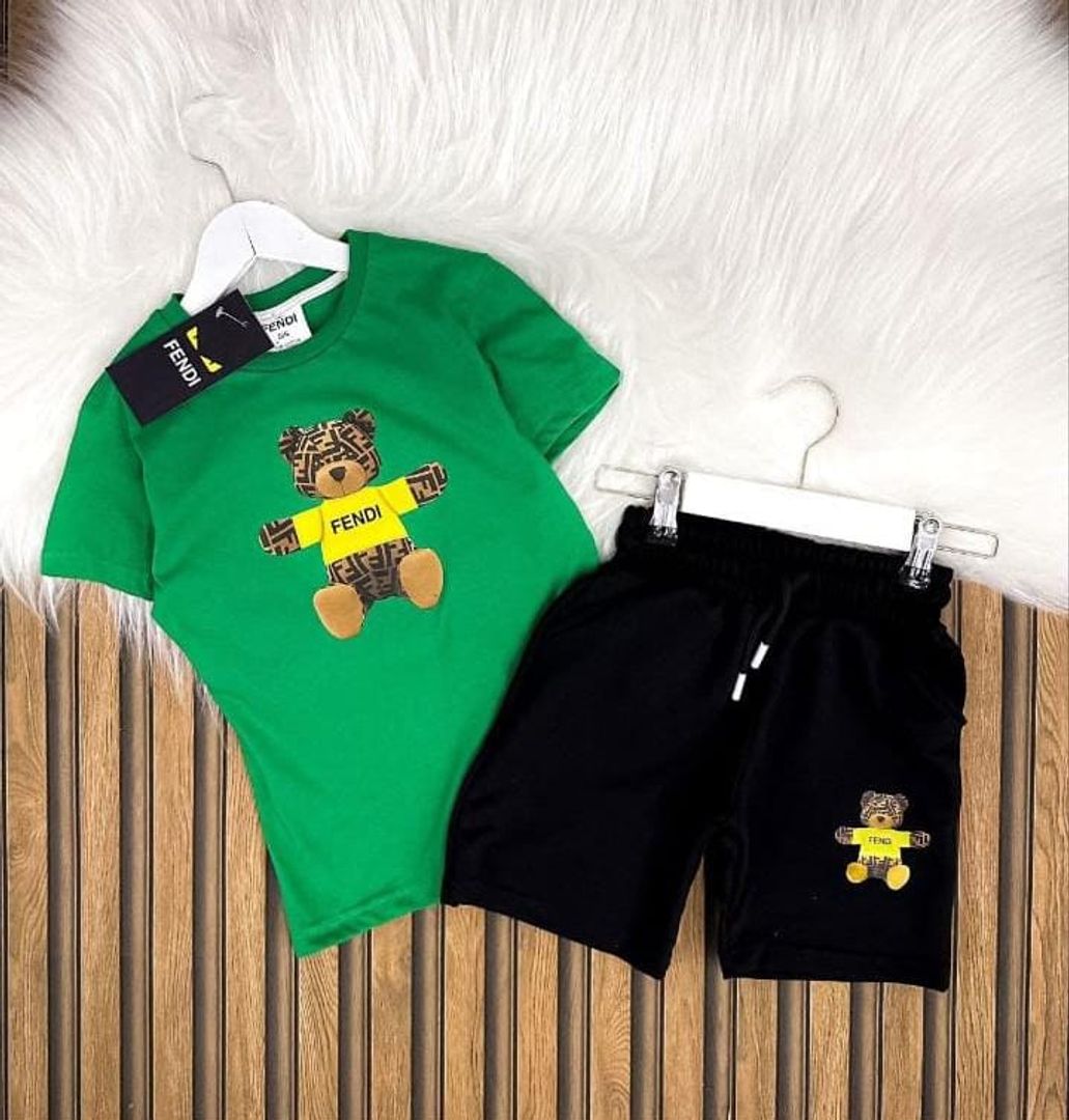 SET DE SHORT + CAMISETA NIÑO