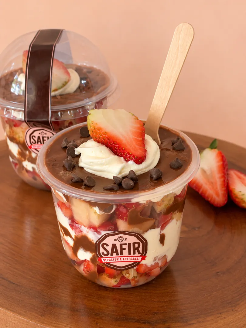 FRESAS CON CREMA