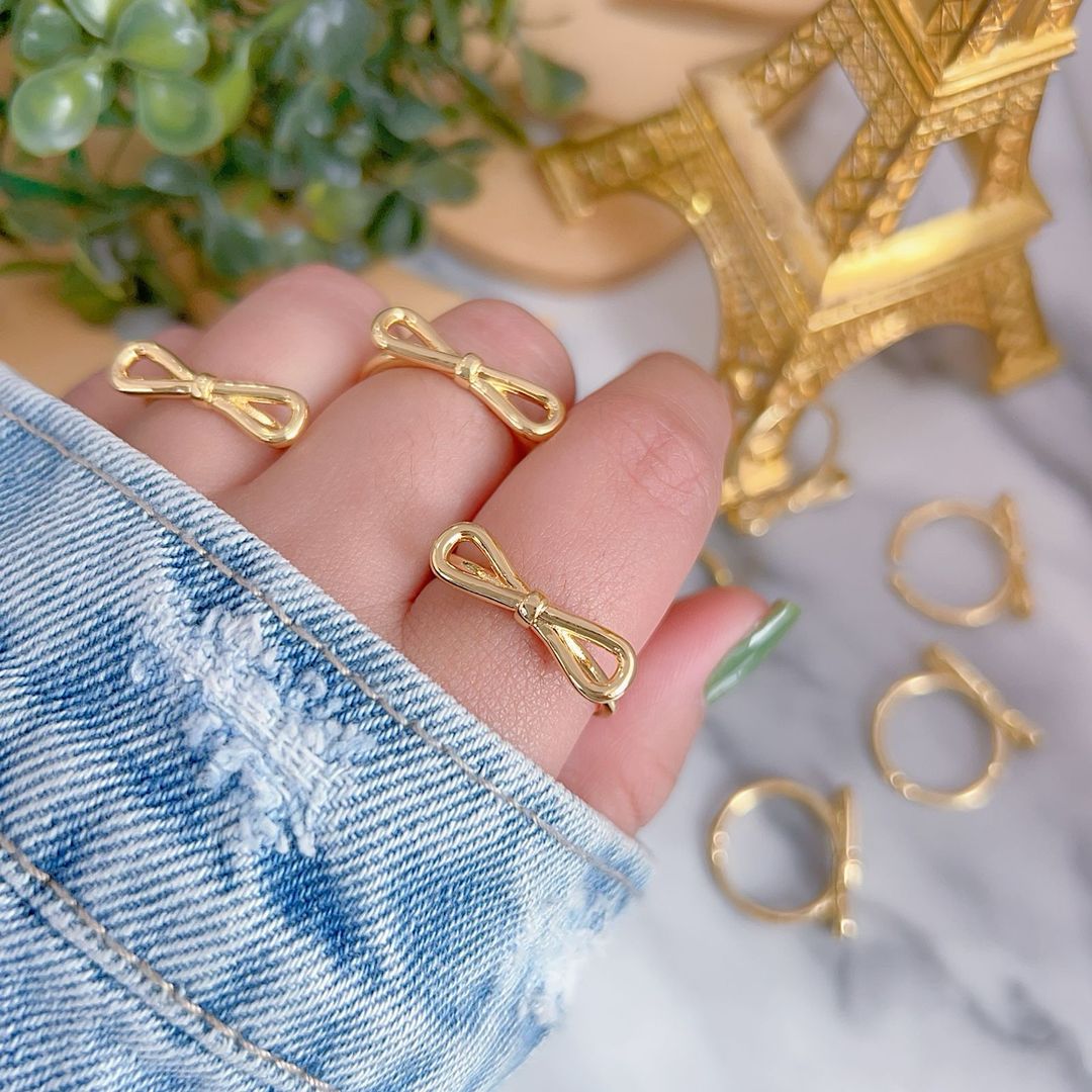 Anillos ajustables en rodio