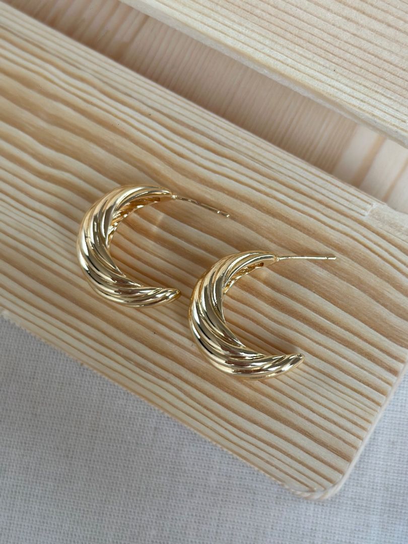 Candonga líneas dorada 