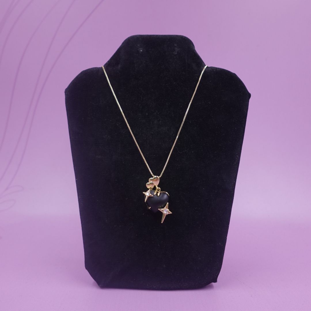 COLLAR CORAZON NEGRO