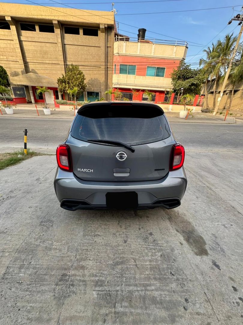 NISSAN MARCH 1.6L AUT SENSE