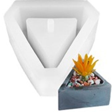 MACETA TRIANGULAR - imagen 1