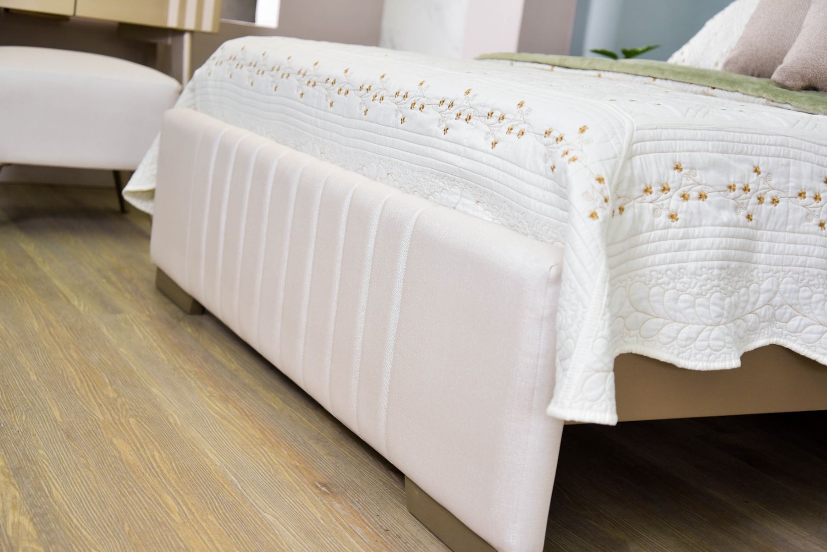 ALCOBA ALPES 140 ESPEJO CON LUZ 