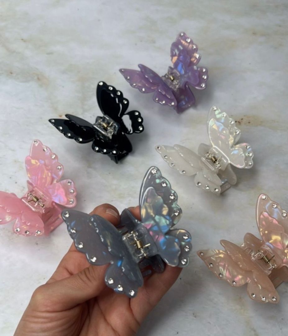Caimán mariposa piedras brillos