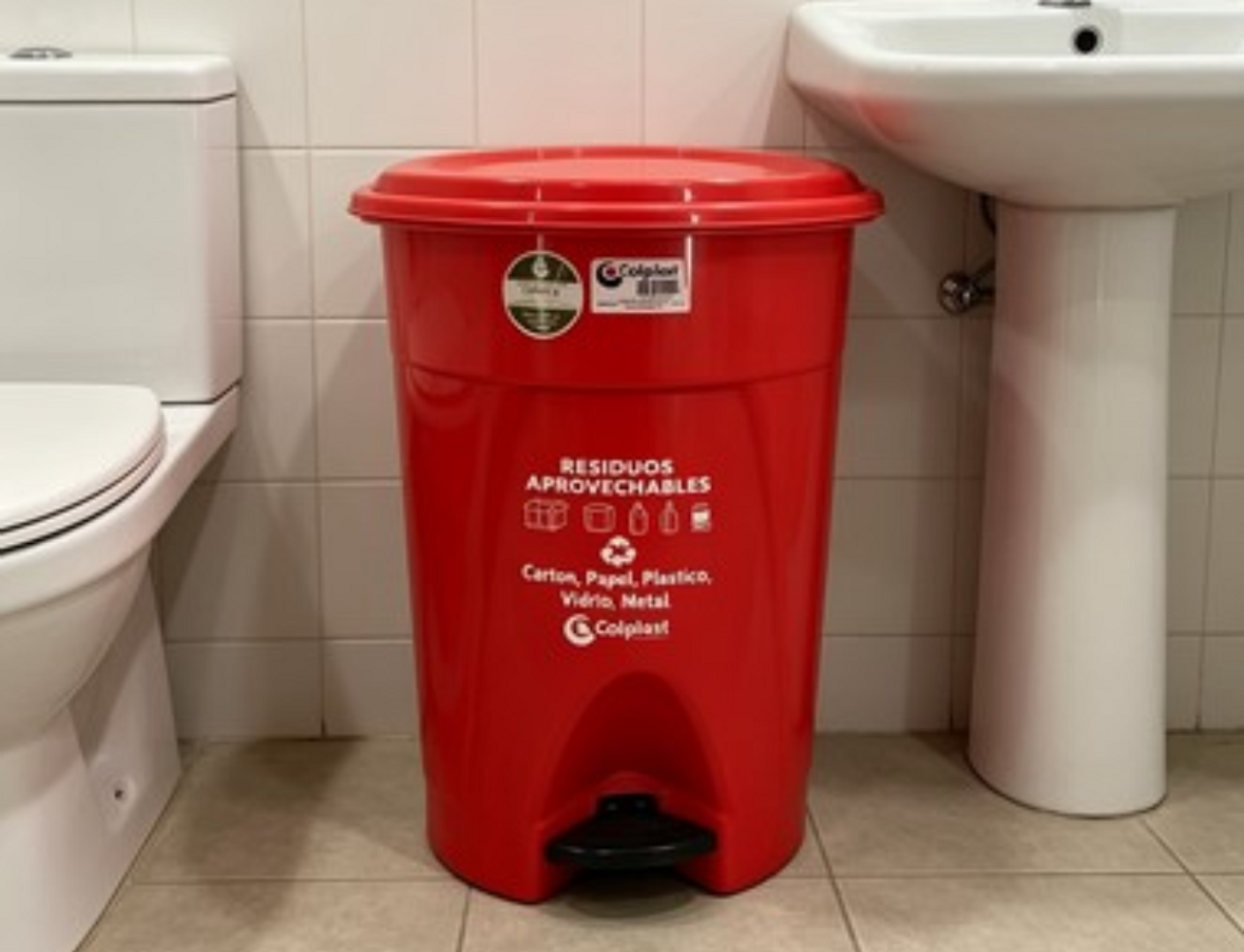 PAPELERA REDONDA PEDAL 25 LT-ROJA-CLP