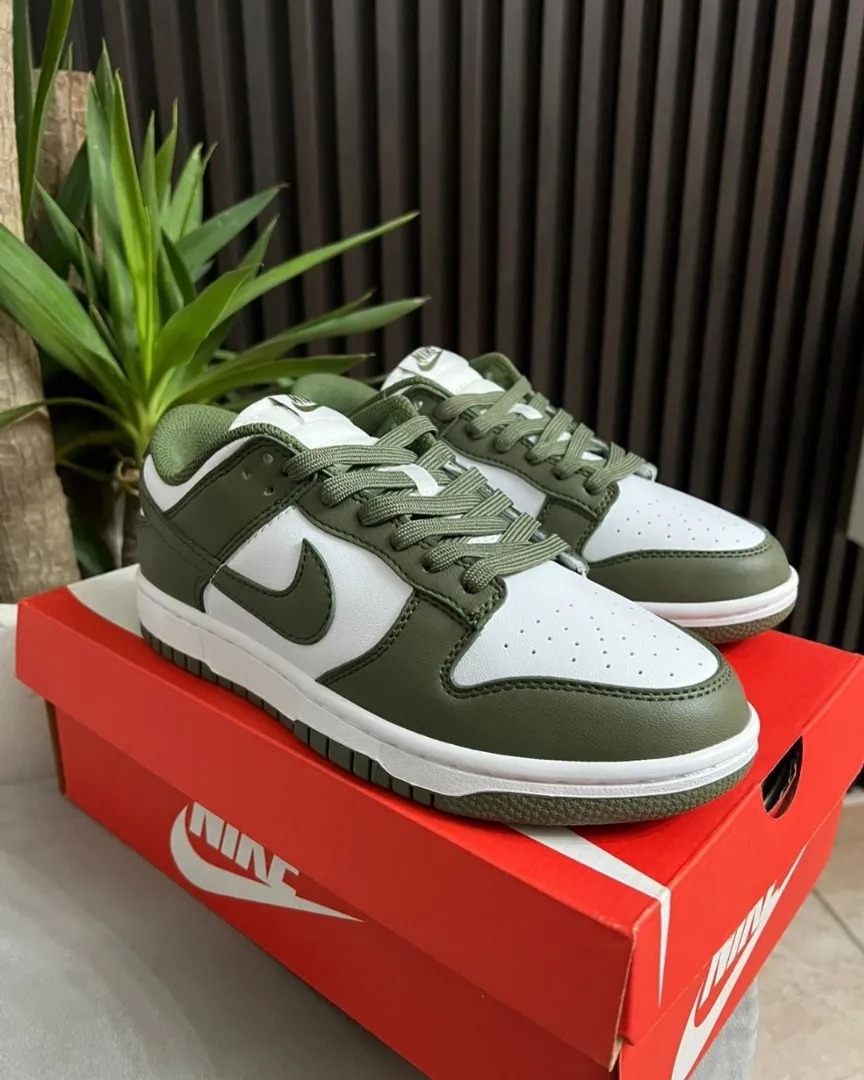 Nike Dunk Olive