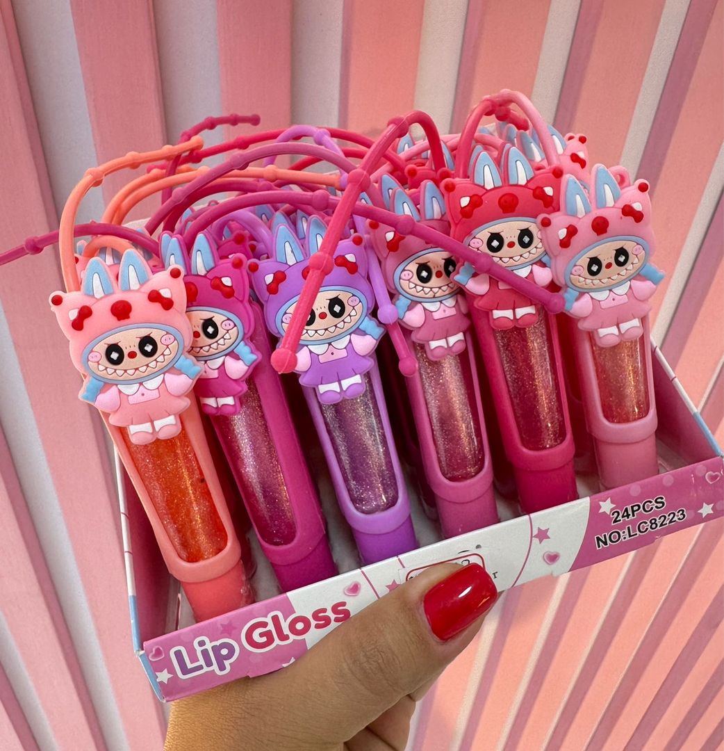 Lip gloss labubu 