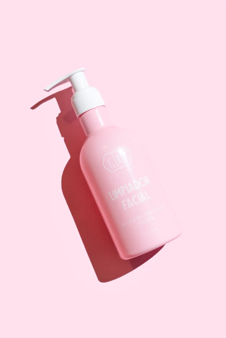 Limpiador facial girly 230ML