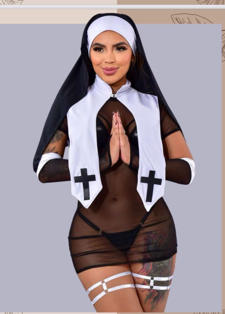 MONJA PROVOCATIVA