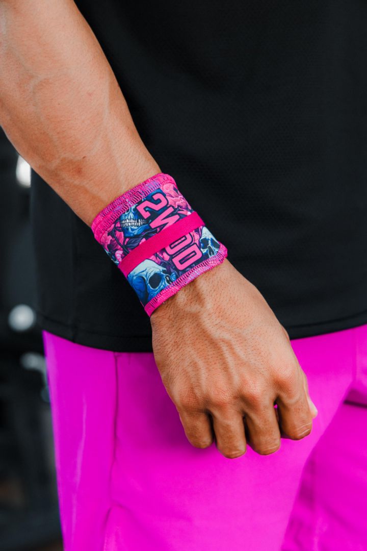  MUÑEQUERAS FIJAS SKULL FUCSIA 