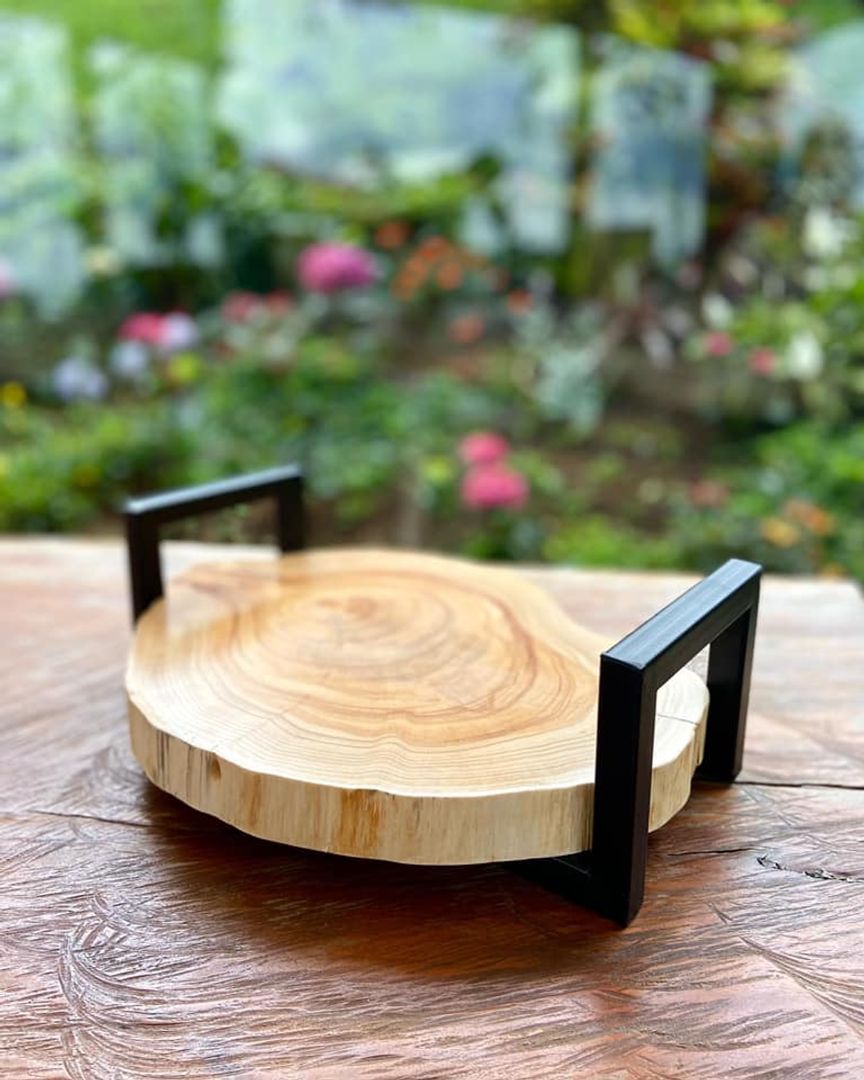 BANDEJA CON ASAS HIERRO NEGRO