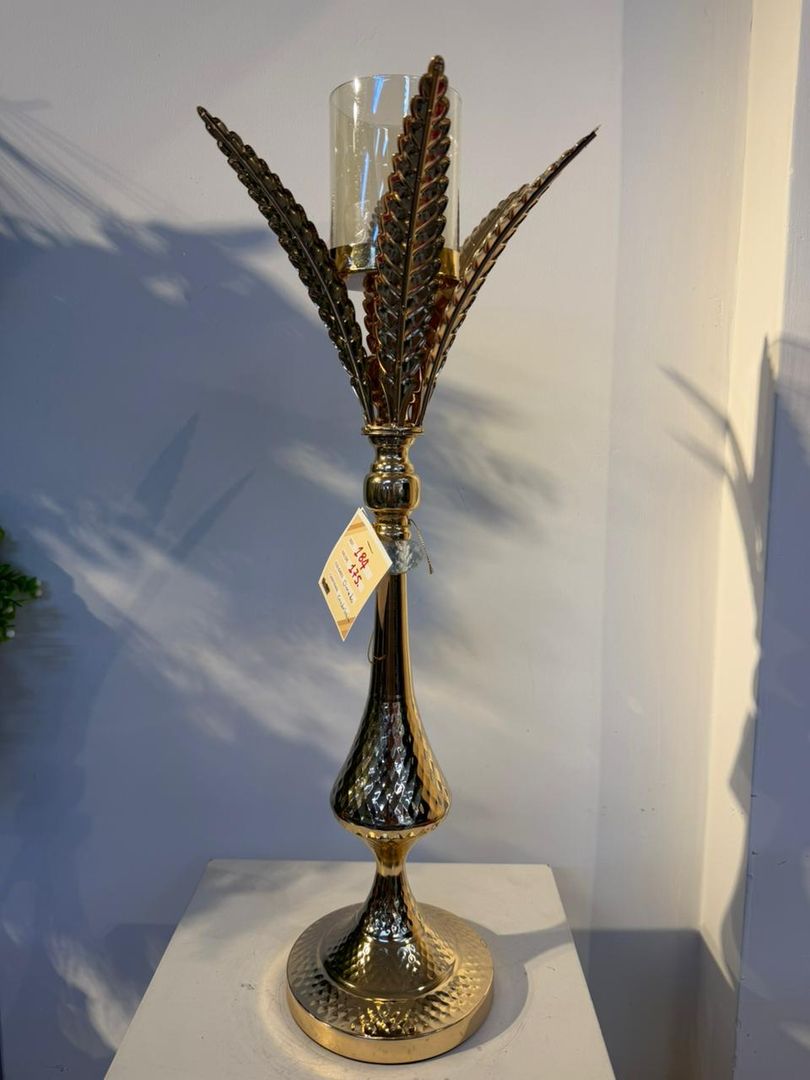 CANDELABRO GRANDE TIPO PALMA CON BRICERO