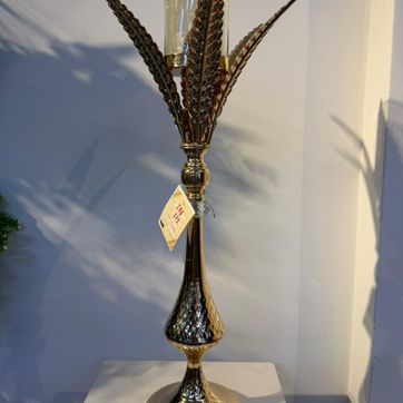 Imagen del producto CANDELABRO GRANDE TIPO PALMA CON BRICERO