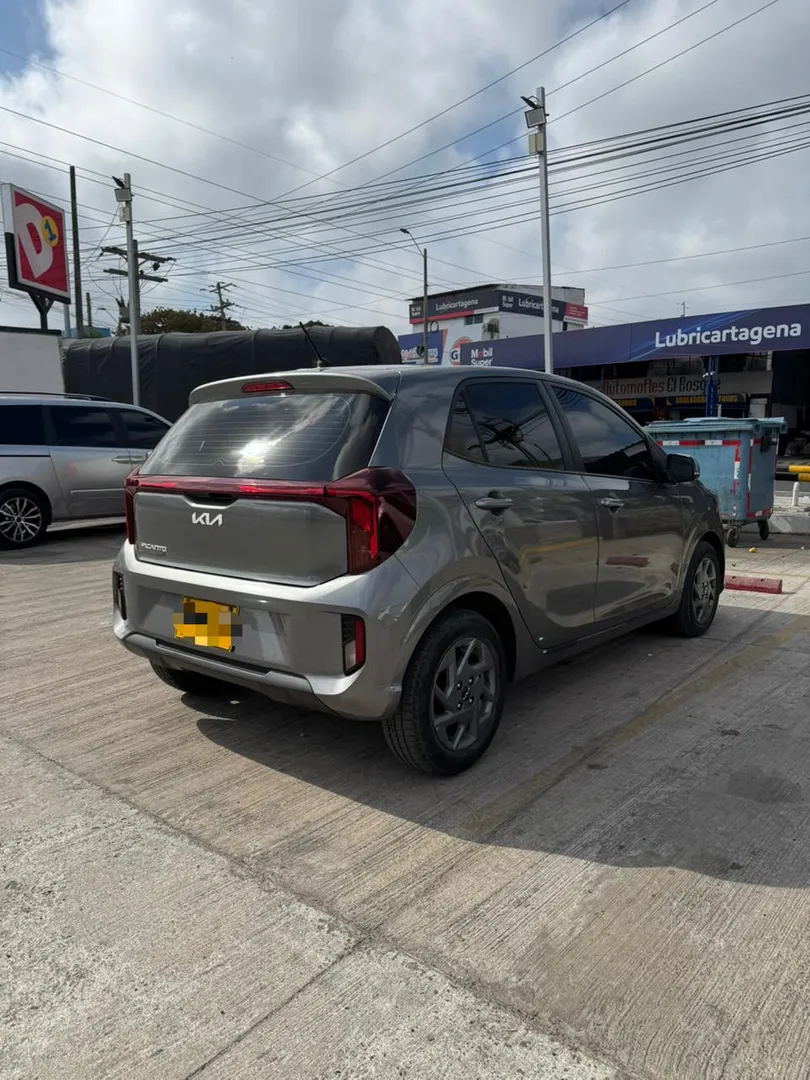 KIA PICANTO AUTOMATICO ZENITH 2025